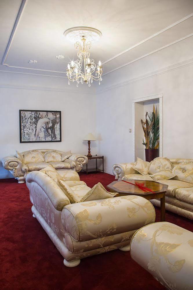 וטר Villa Vera מראה חיצוני תמונה