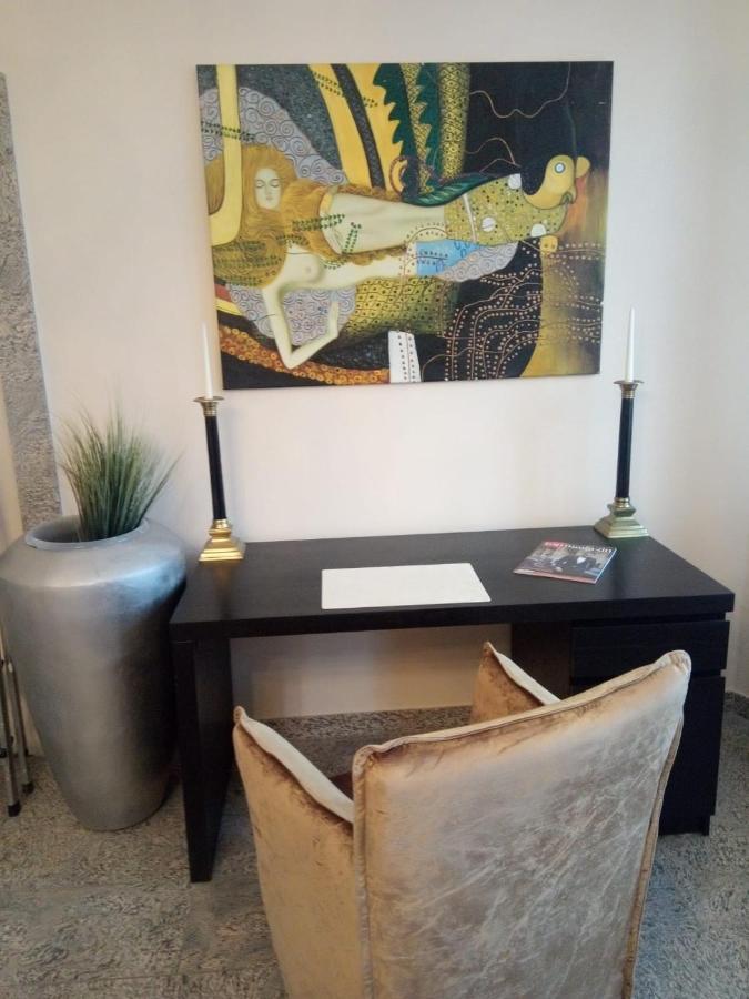 וטר Villa Vera מראה חיצוני תמונה